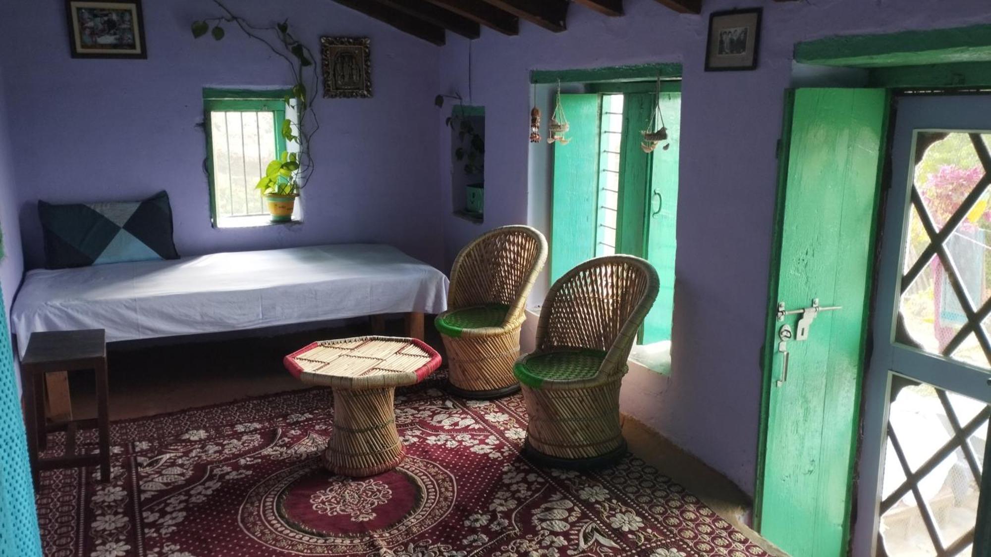 Dwarahat Village Farmstay- Babaji'S Cave Værelse billede