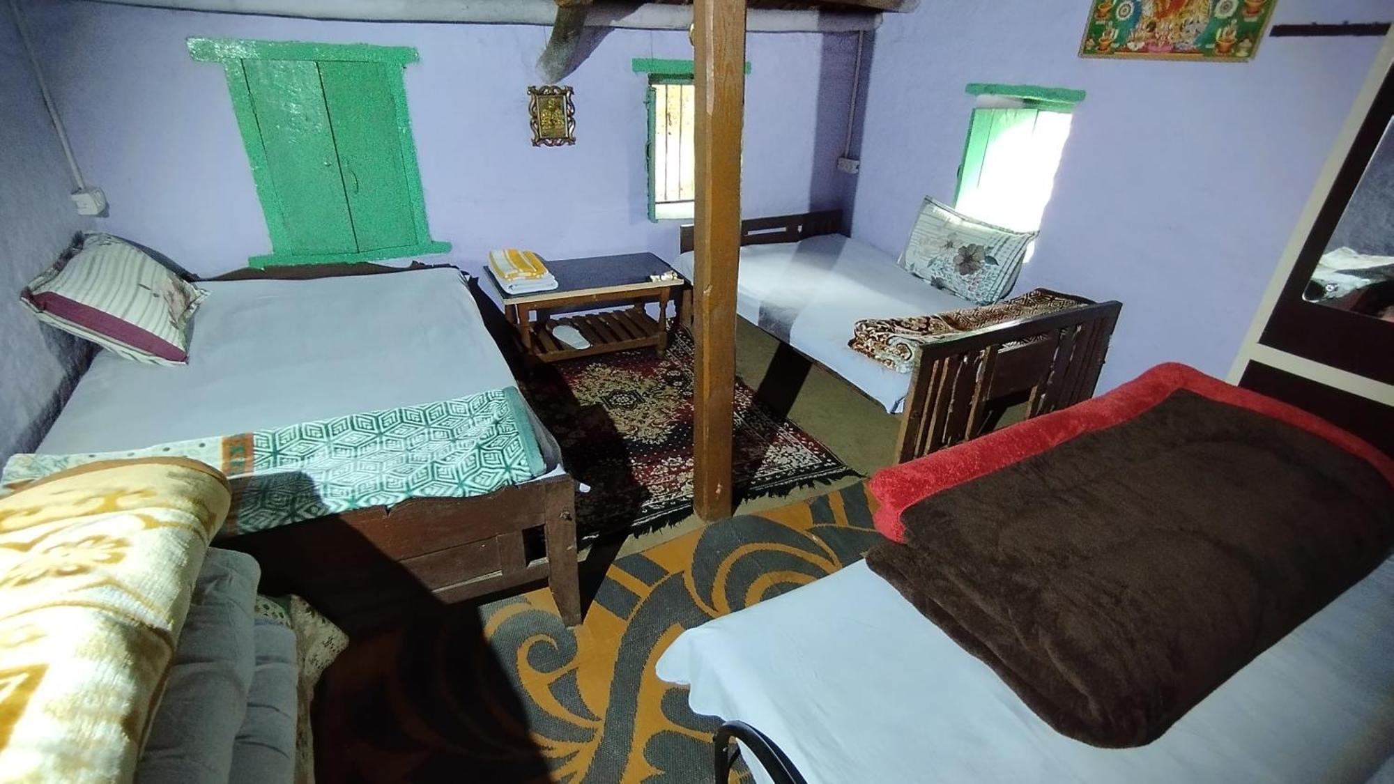 Dwarahat Village Farmstay- Babaji'S Cave Værelse billede