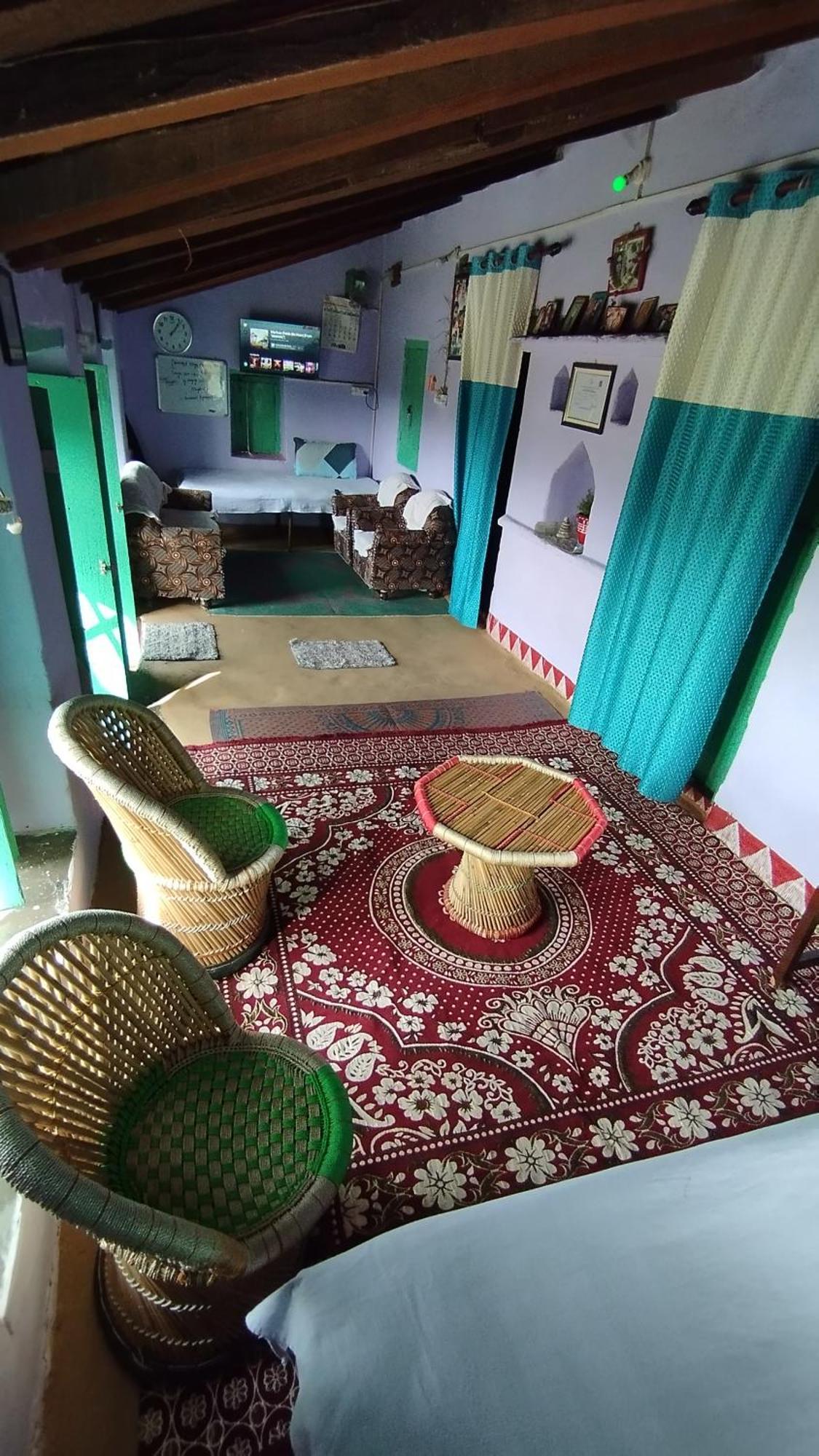 Dwarahat Village Farmstay- Babaji'S Cave Værelse billede