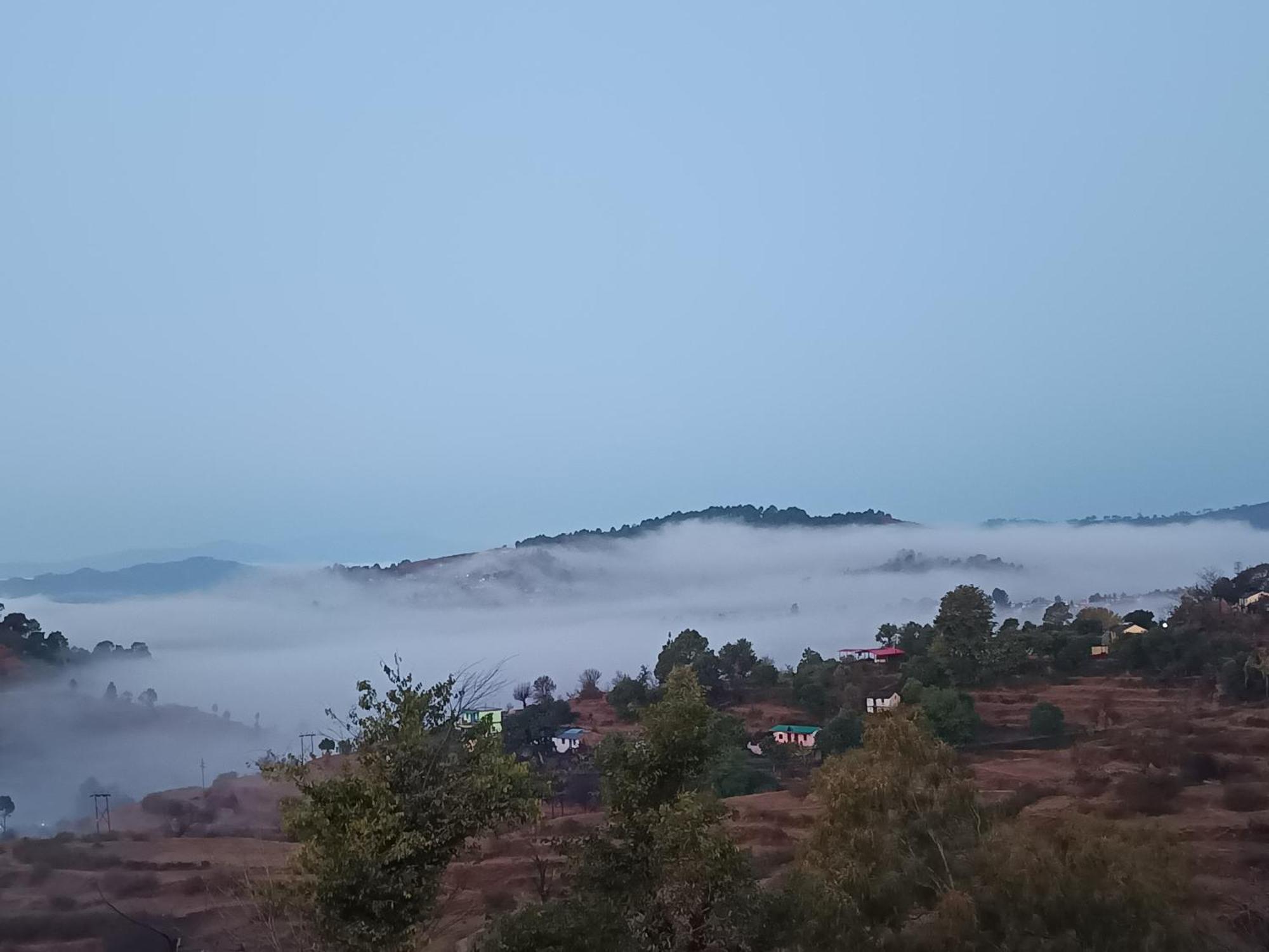 Dwarahat Village Farmstay- Babaji'S Cave Eksteriør billede